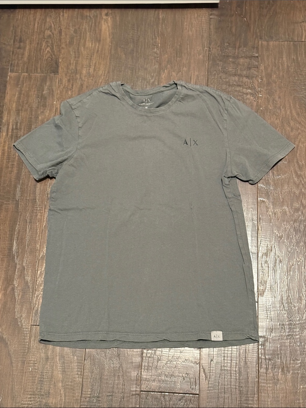 Armani Exchange Men’s M muted green black wings tee